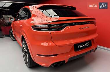 Внедорожник / Кроссовер Porsche Cayenne 2019 в 