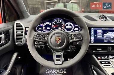 Внедорожник / Кроссовер Porsche Cayenne 2019 в 