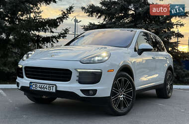 Внедорожник / Кроссовер Porsche Cayenne 2015 в 