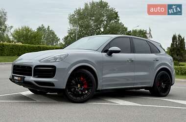 Позашляховик / Кросовер Porsche Cayenne 2018 в 
