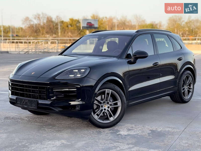 Внедорожник / Кроссовер Porsche Cayenne 2023 в Киеве