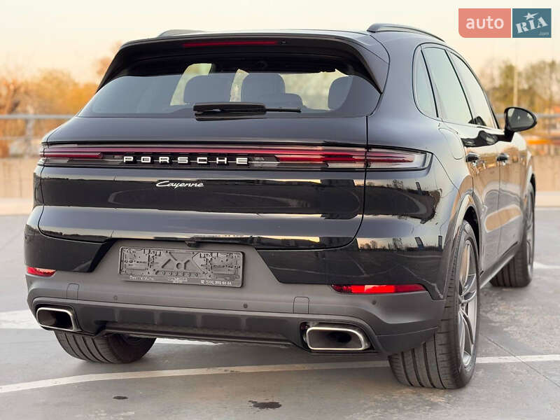 Внедорожник / Кроссовер Porsche Cayenne 2023 в Киеве