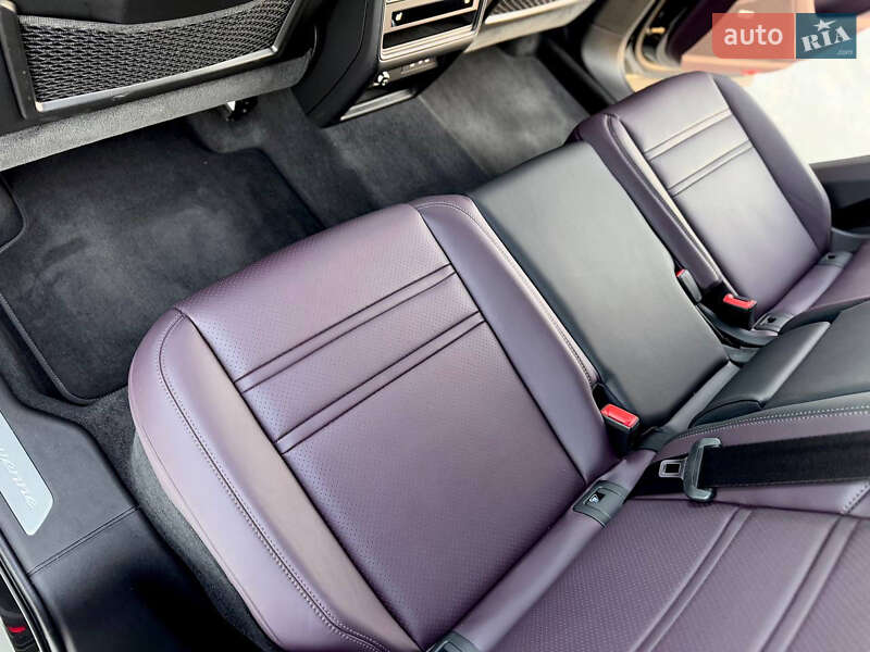 Внедорожник / Кроссовер Porsche Cayenne 2023 в Киеве