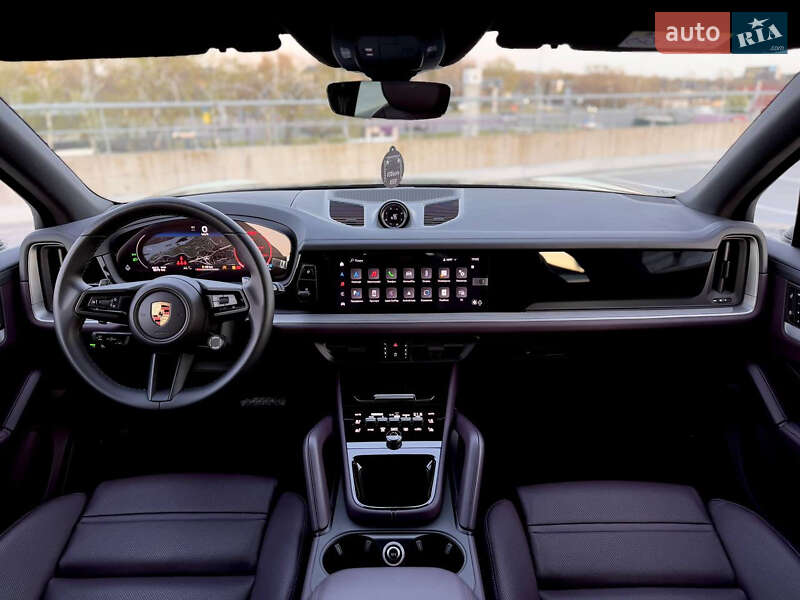 Внедорожник / Кроссовер Porsche Cayenne 2023 в Киеве