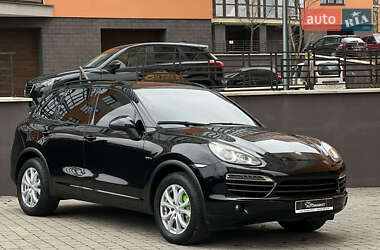 Внедорожник / Кроссовер Porsche Cayenne 2011 в 