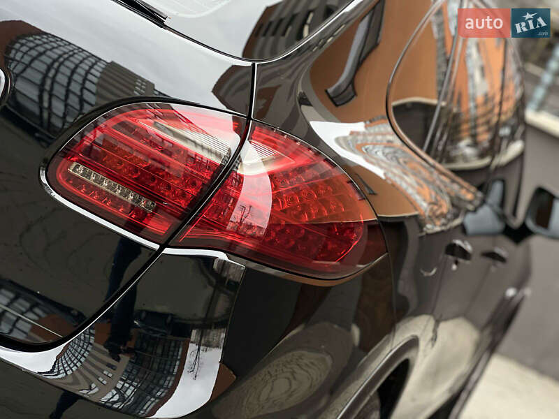 Позашляховик / Кросовер Porsche Cayenne 2011 в Івано-Франківську