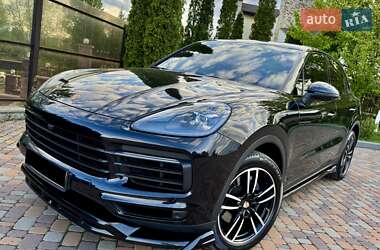 Позашляховик / Кросовер Porsche Cayenne 2022 в Києві