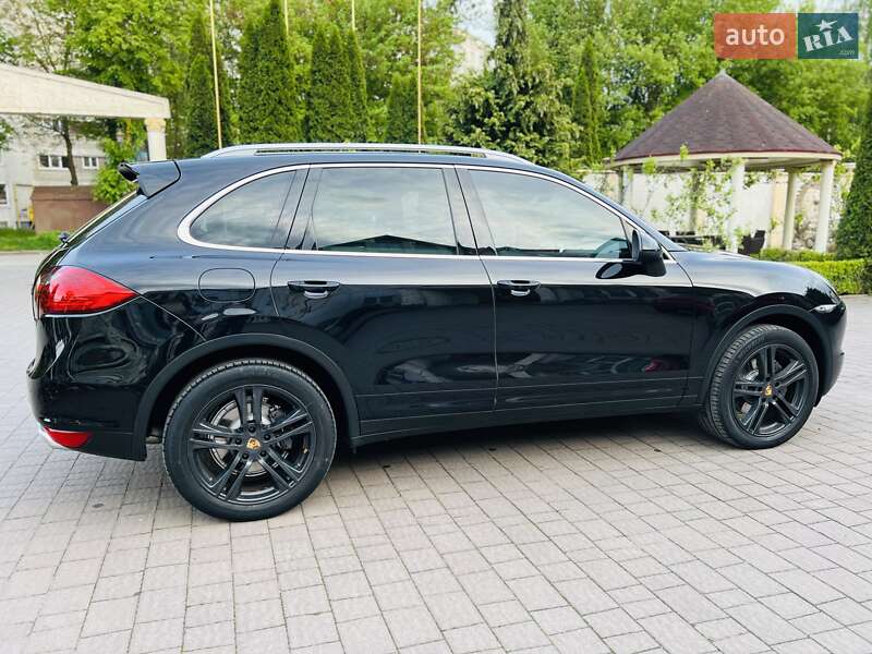 Позашляховик / Кросовер Porsche Cayenne 2010 в Хмельницькому