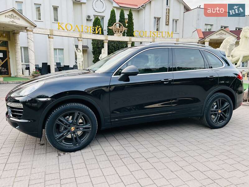 Позашляховик / Кросовер Porsche Cayenne 2010 в Хмельницькому
