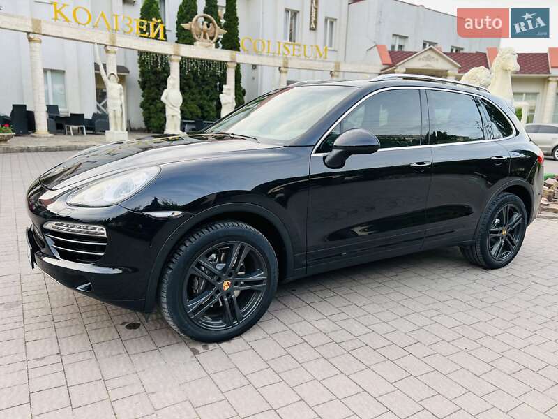 Позашляховик / Кросовер Porsche Cayenne 2010 в Хмельницькому