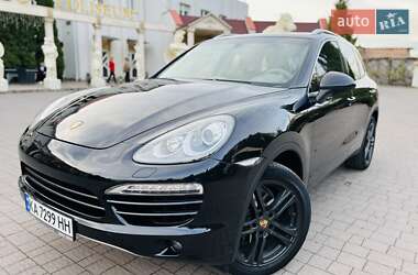 Внедорожник / Кроссовер Porsche Cayenne 2010 в 