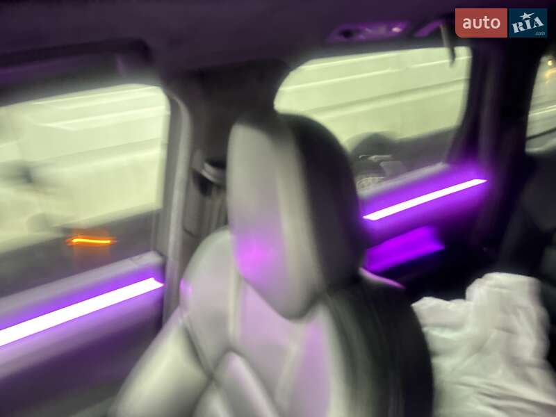 Внедорожник / Кроссовер Porsche Cayenne 2010 в Киеве