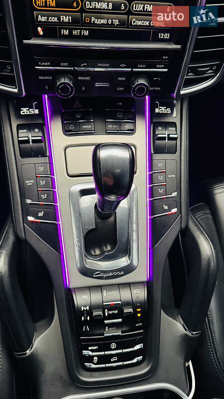 Внедорожник / Кроссовер Porsche Cayenne 2010 в Киеве