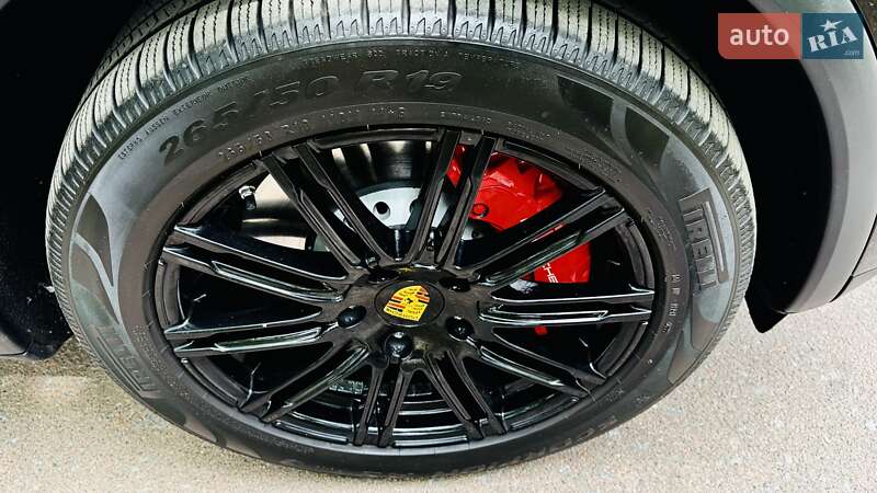 Внедорожник / Кроссовер Porsche Cayenne 2010 в Киеве