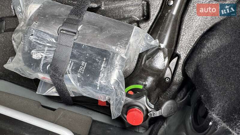 Внедорожник / Кроссовер Porsche Cayenne 2010 в Киеве