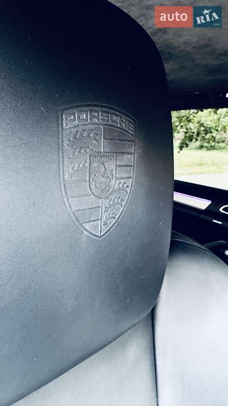 Внедорожник / Кроссовер Porsche Cayenne 2010 в Киеве