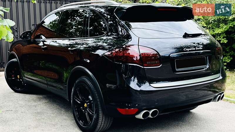 Внедорожник / Кроссовер Porsche Cayenne 2010 в Киеве