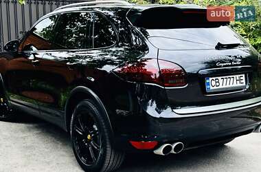 Позашляховик / Кросовер Porsche Cayenne 2010 в 
