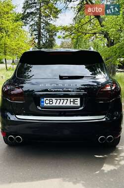 Позашляховик / Кросовер Porsche Cayenne 2010 в 