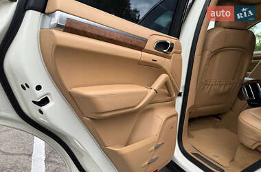 Позашляховик / Кросовер Porsche Cayenne 2010 в 