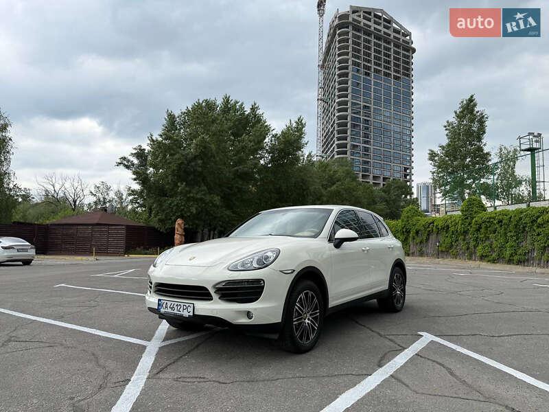 Внедорожник / Кроссовер Porsche Cayenne 2010 в Днепре