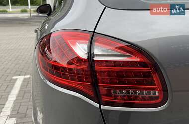 Внедорожник / Кроссовер Porsche Cayenne 2013 в 