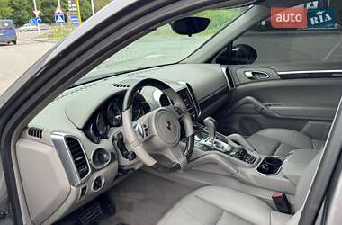 Внедорожник / Кроссовер Porsche Cayenne 2013 в 
