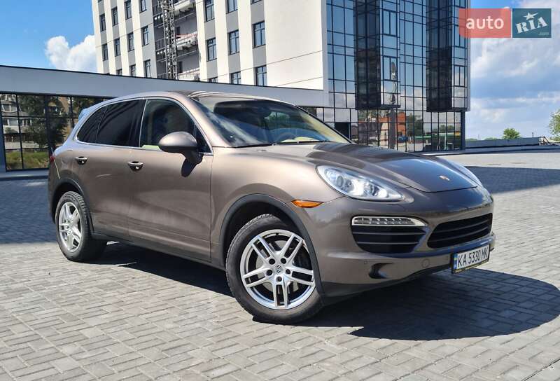 Внедорожник / Кроссовер Porsche Cayenne 2014 в Днепре