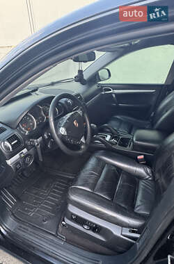 Позашляховик / Кросовер Porsche Cayenne 2004 в 