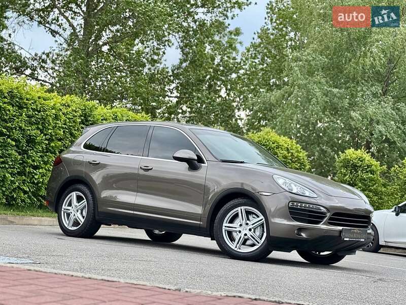 Porsche Cayenne 2011