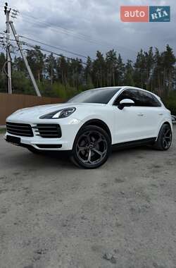 Внедорожник / Кроссовер Porsche Cayenne 2020 в 