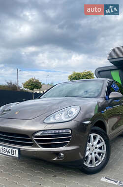 Внедорожник / Кроссовер Porsche Cayenne 2011 в Киеве