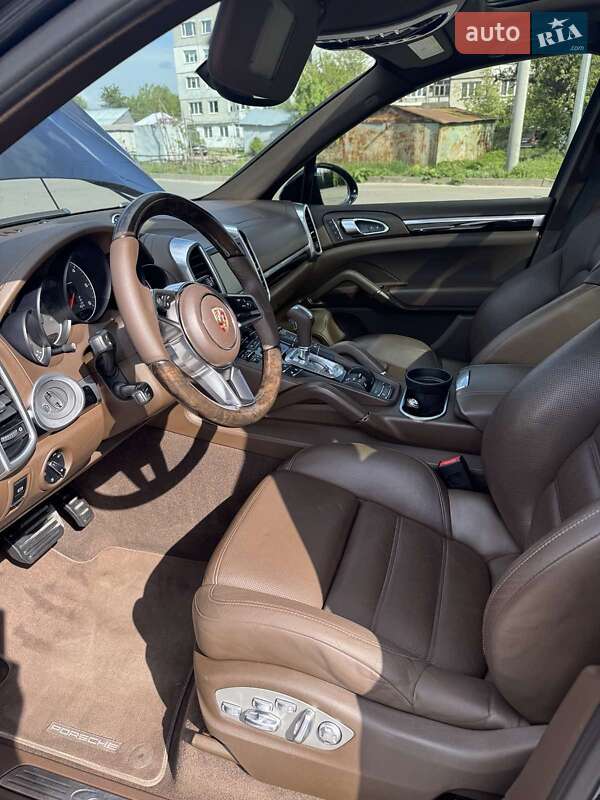 Внедорожник / Кроссовер Porsche Cayenne 2015 в Житомире фото 15 Внедорожник / Кроссовер Porsche Cayenne 2015 в Житомире