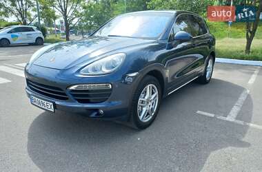 Позашляховик / Кросовер Porsche Cayenne 2013 в Києві