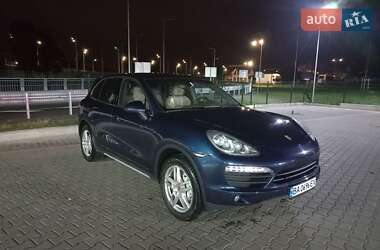 Внедорожник / Кроссовер Porsche Cayenne 2013 в 