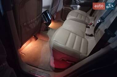 Внедорожник / Кроссовер Porsche Cayenne 2013 в 