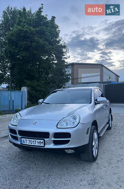 Позашляховик / Кросовер Porsche Cayenne 2004 в Івано-Франківську