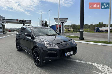 Позашляховик / Кросовер Porsche Cayenne 2009 в 