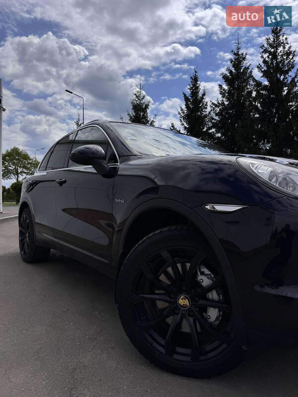 Позашляховик / Кросовер Porsche Cayenne 2010 в Коломиї