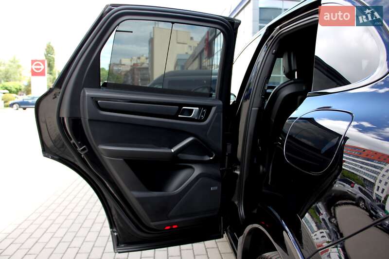 Внедорожник / Кроссовер Porsche Cayenne 2020 в Хмельницком фото 161 Внедорожник / Кроссовер Porsche Cayenne 2020 в Хмельницком