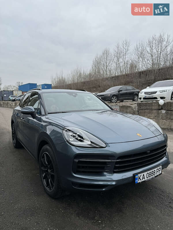 Позашляховик / Кросовер Porsche Cayenne 2018 в 