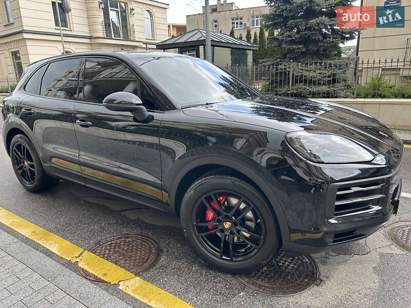 Внедорожник / Кроссовер Porsche Cayenne 2025 в Киеве фото 31 Внедорожник / Кроссовер Porsche Cayenne 2025 в Киеве