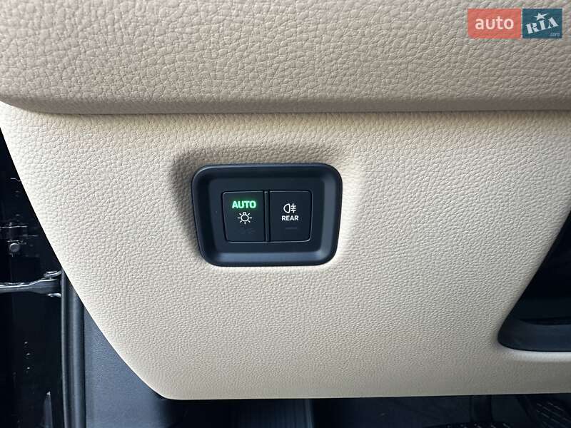 Внедорожник / Кроссовер Porsche Cayenne 2025 в Киеве фото 70 Внедорожник / Кроссовер Porsche Cayenne 2025 в Киеве