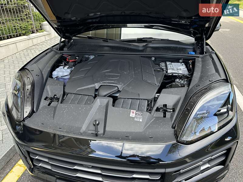 Внедорожник / Кроссовер Porsche Cayenne 2025 в Киеве фото 157 Внедорожник / Кроссовер Porsche Cayenne 2025 в Киеве