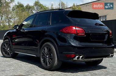 Внедорожник / Кроссовер Porsche Cayenne 2011 в Днепре