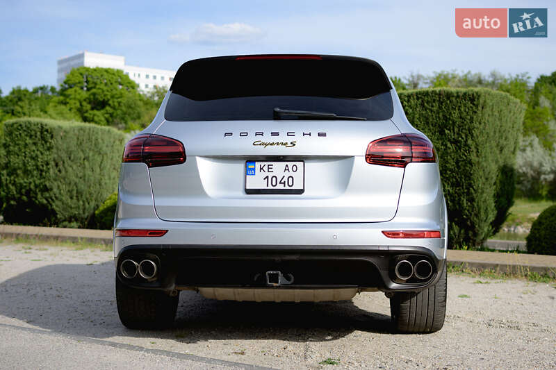 Позашляховик / Кросовер Porsche Cayenne 2017 в Дніпрі фото 3 Позашляховик / Кросовер Porsche Cayenne 2017 в Дніпрі