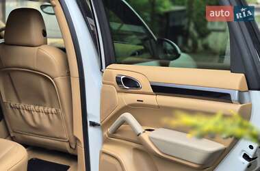 Внедорожник / Кроссовер Porsche Cayenne 2013 в 
