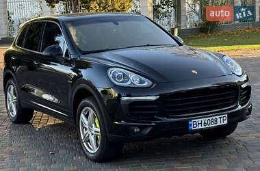 Внедорожник / Кроссовер Porsche Cayenne 2015 в Одессе