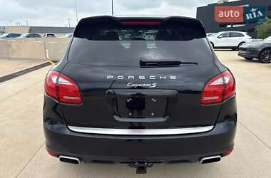 Внедорожник / Кроссовер Porsche Cayenne 2013 в 