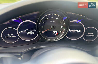 Позашляховик / Кросовер Porsche Cayenne 2019 в 